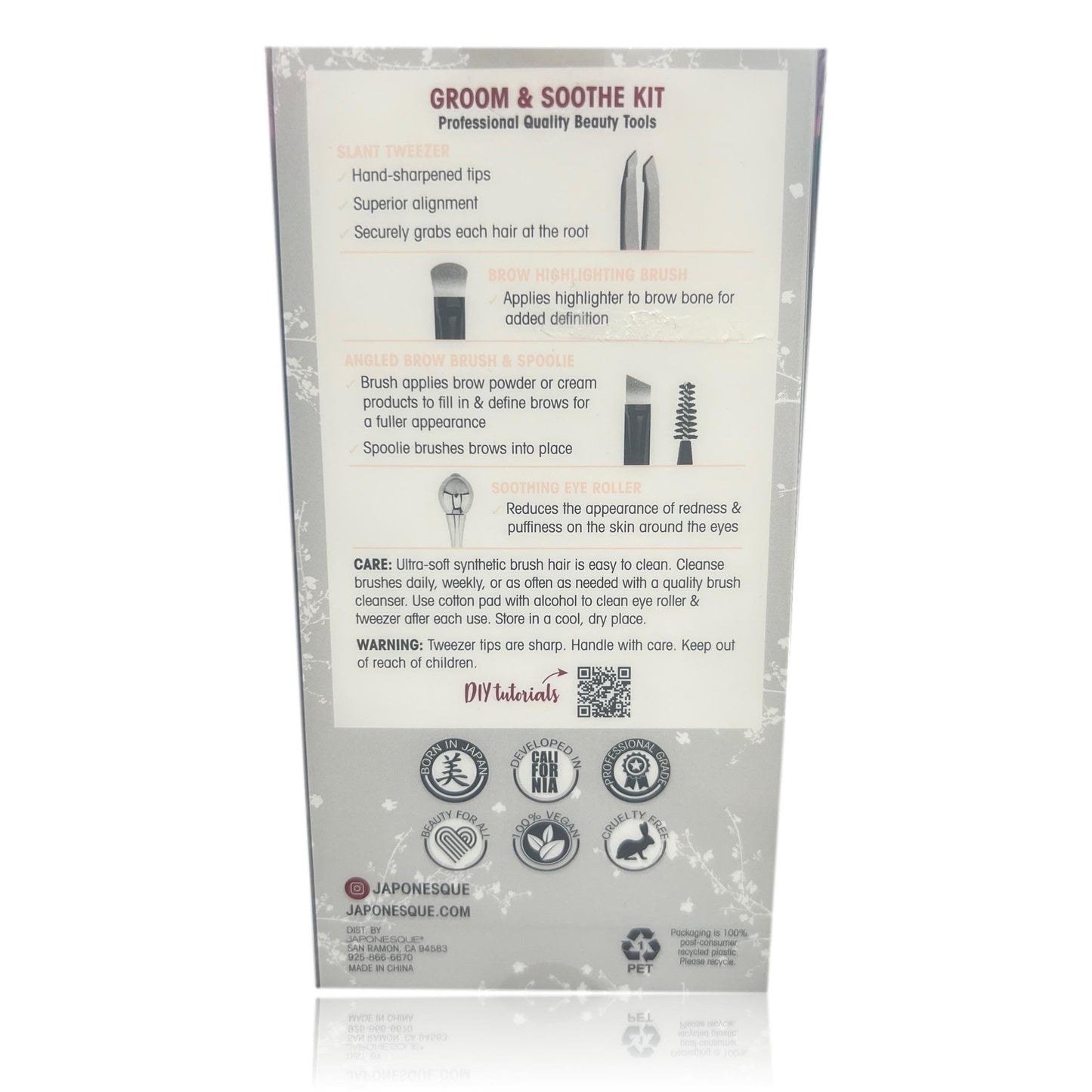 Japonesque Groom & Soothe Kit eyebrow tweezers
