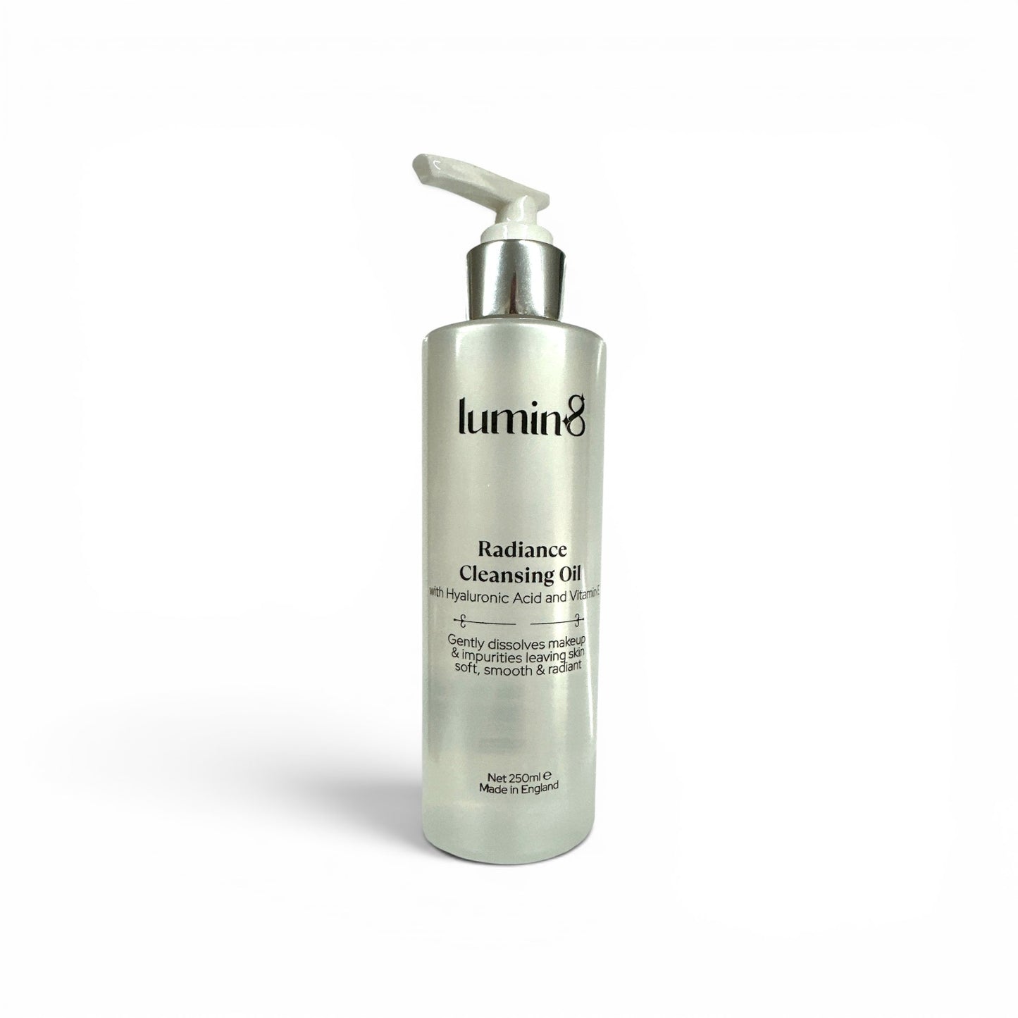 lumin8 Radiance Cleansing Oil with Hyaluronic Acid & Vitamin E 250ml